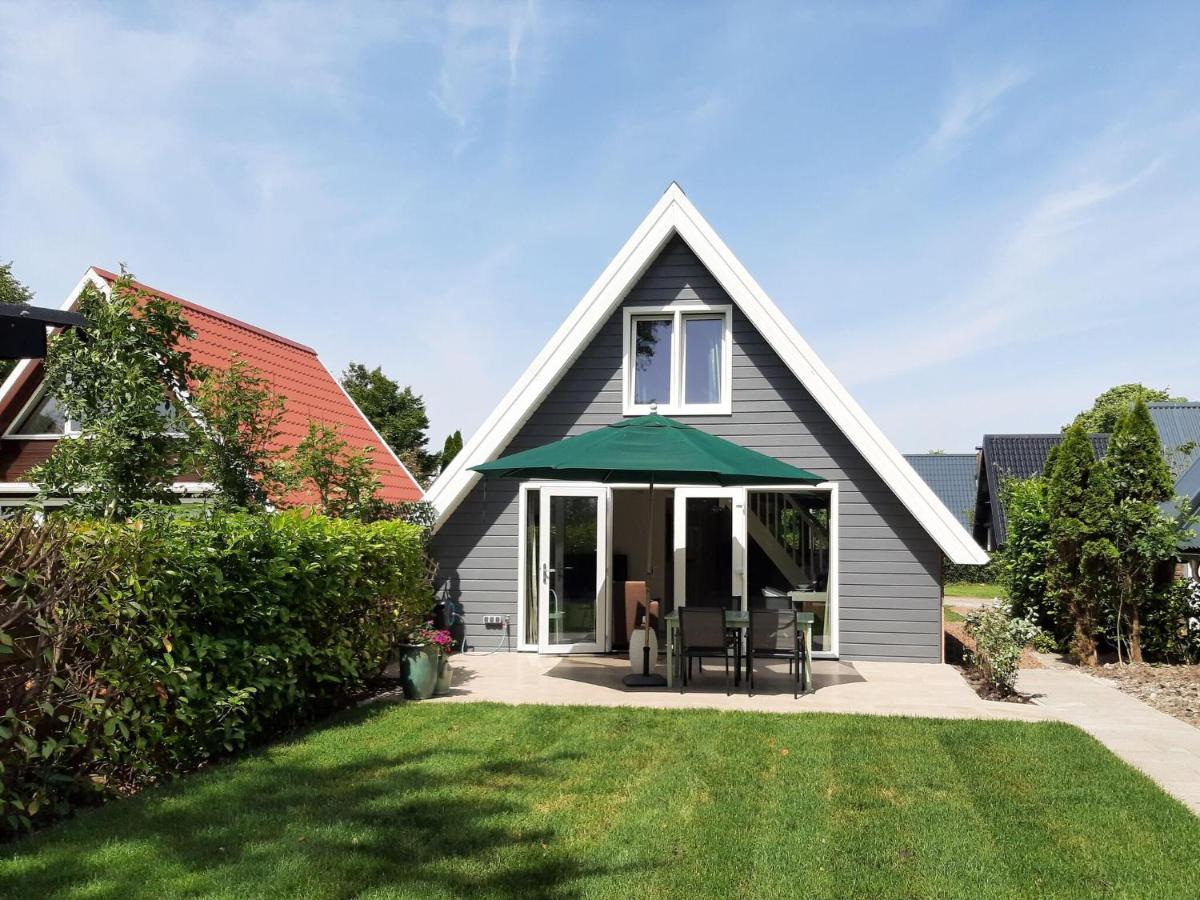 Stylish Holiday Home By The Sea Tuitjenhorn Eksteriør bilde